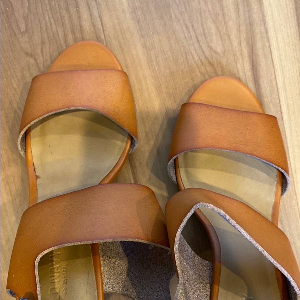 Old Navy Brown Orange Wide strap Pleather Wedge Heel Sandals w Buckle - Picture 7 of 11